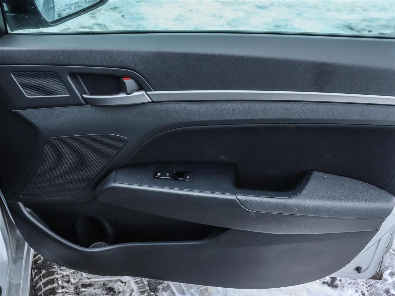 2017 Hyundai Elantra GL (A6) 4dr Sedan Photo