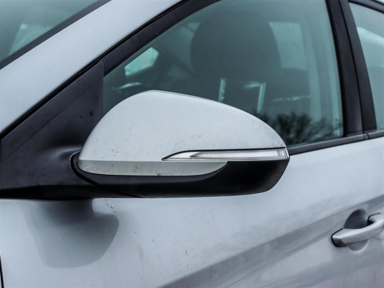 2017 Hyundai Elantra GL (A6) 4dr Sedan Photo