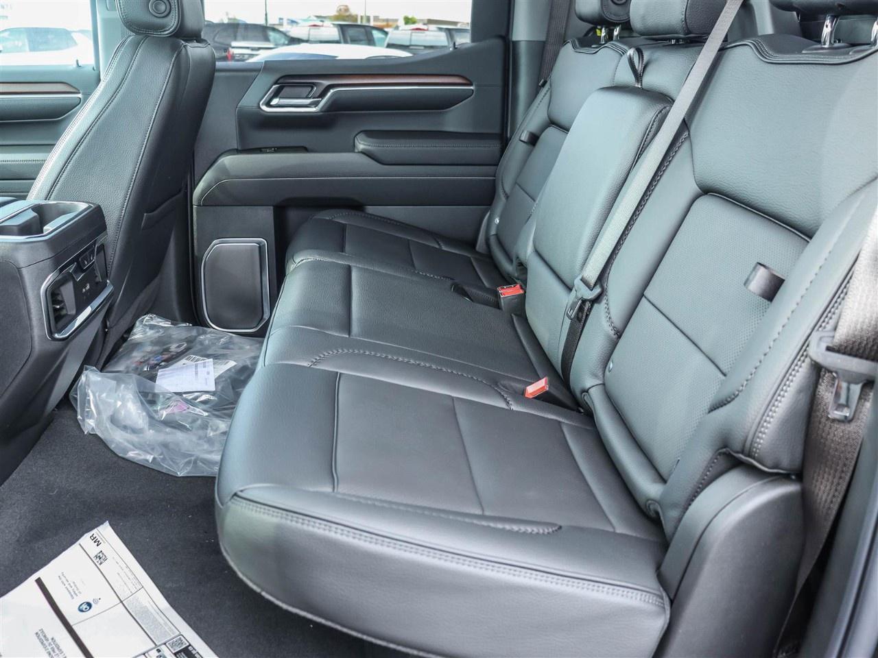 2026 GMC Sierra 1500 Crew Cab Short Box 4-Wheel Drive Denali Photo