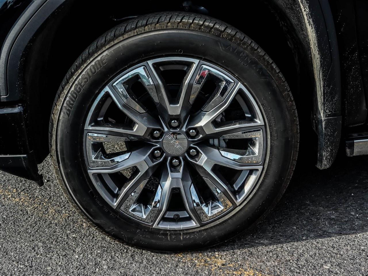 2026 GMC Sierra 1500 Crew Cab Short Box 4-Wheel Drive Denali Photo