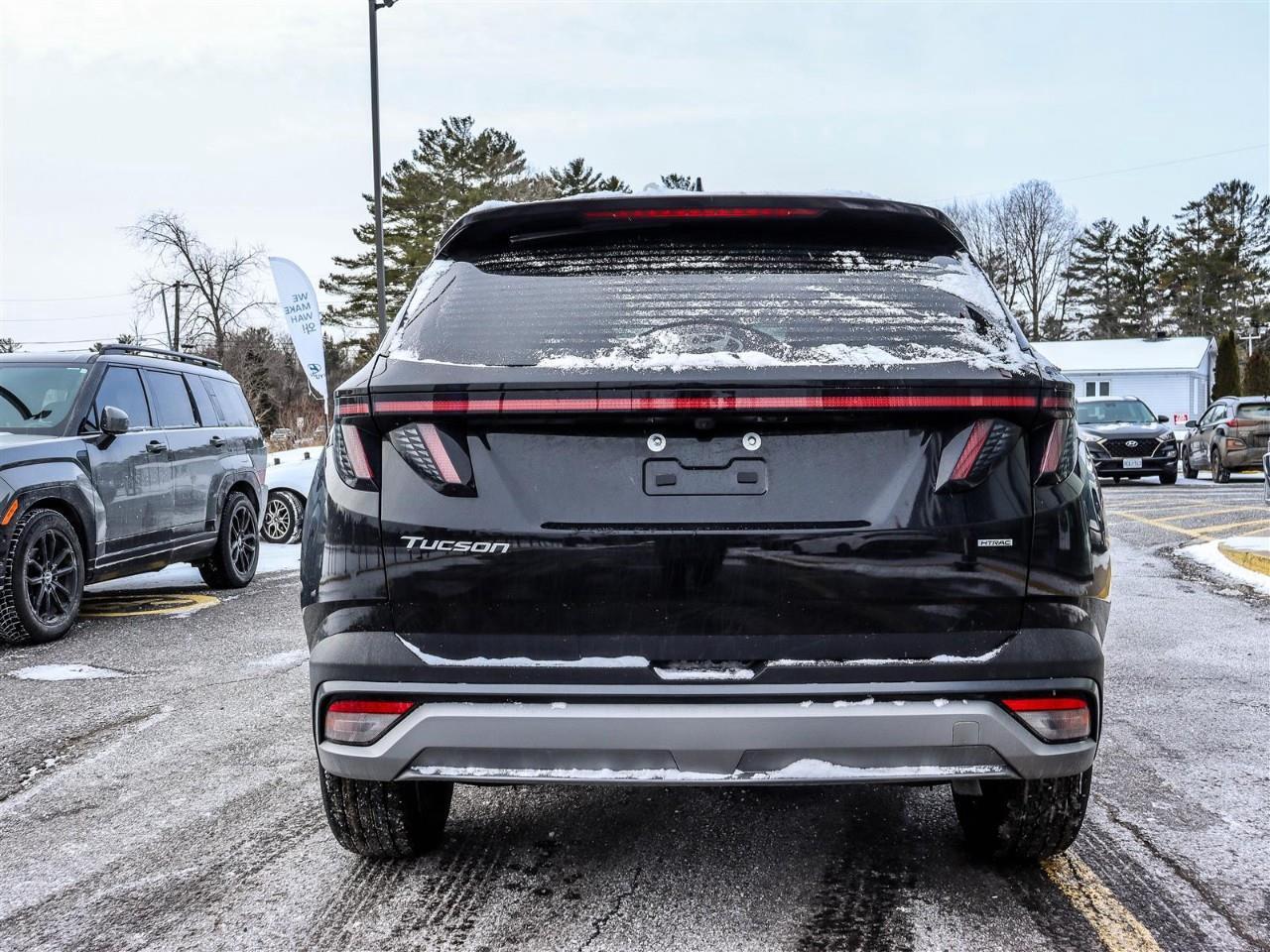 2026 Hyundai Tucson Preferred w/Trend Package 4dr All-Wheel Drive Photo3