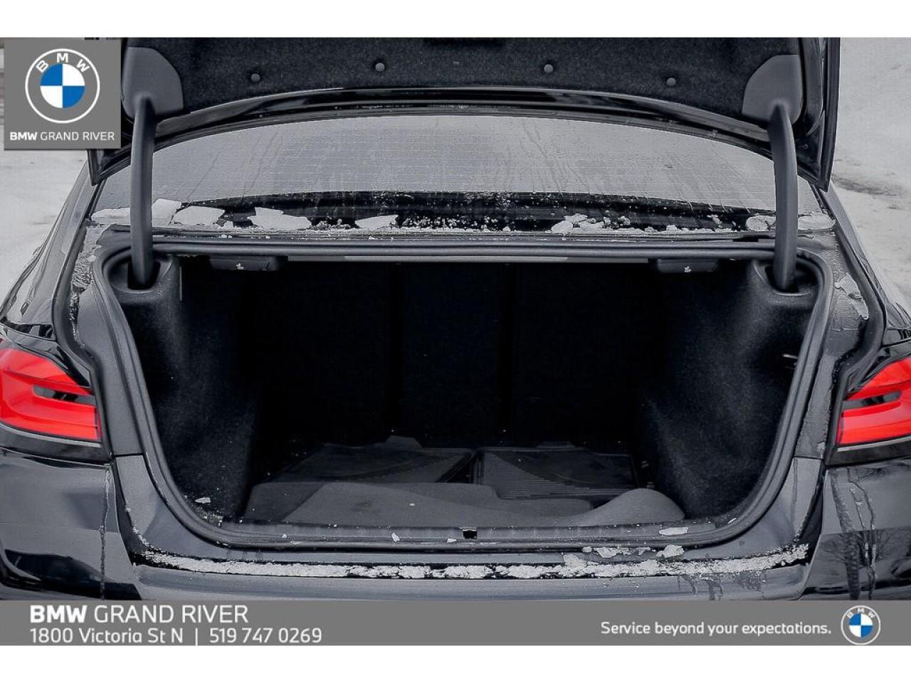 2022 BMW 530 i xDrive 4dr All-Wheel Drive Sedan Photo