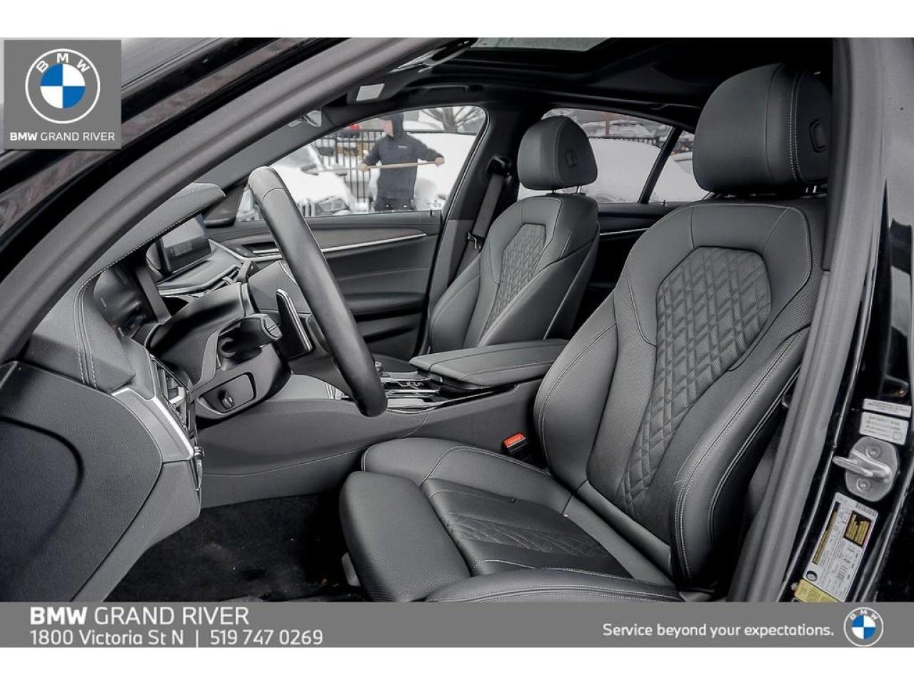 2022 BMW 530 i xDrive 4dr All-Wheel Drive Sedan Photo