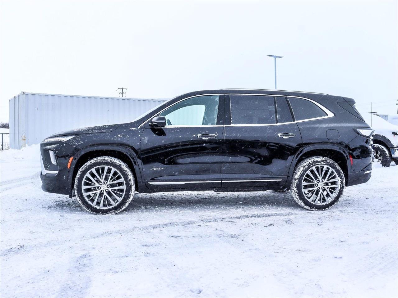 2026 Buick Enclave AWD 4dr Avenir Photo2