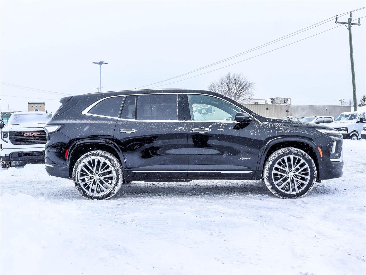 2026 Buick Enclave AWD 4dr Avenir Photo4