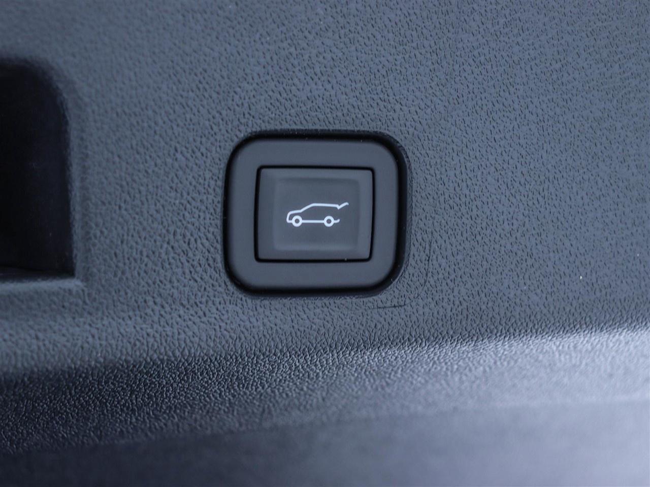 2026 Buick Enclave AWD 4dr Avenir Photo