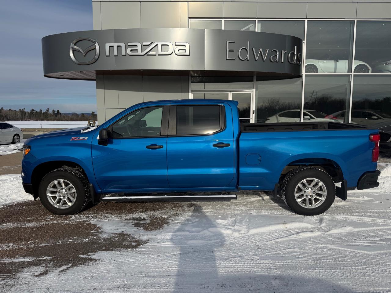 Used 2023 Chevrolet Silverado 1500 Work Truck 4x4 Crew Cab 5.75 ft. box 147.4 in. WB for sale in Pembroke, ON