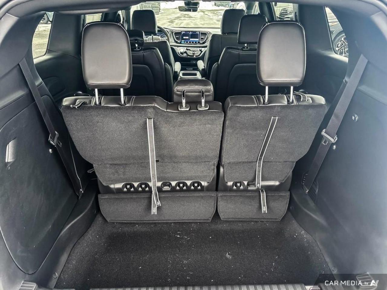 2026 Chrysler Grand Caravan SXT Front-Wheel Drive Passenger Van Photo