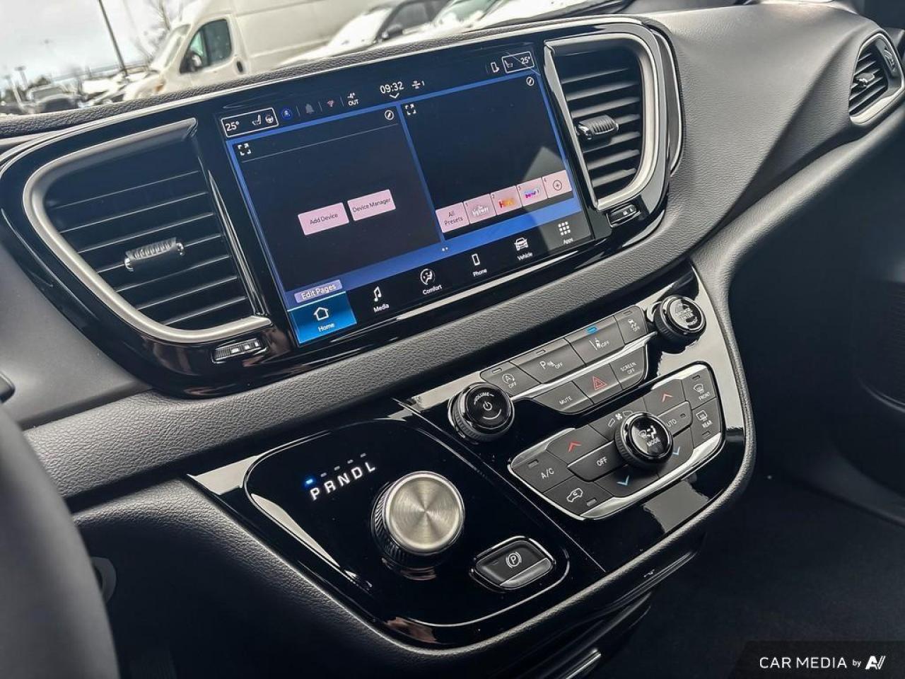 2026 Chrysler Grand Caravan SXT Front-Wheel Drive Passenger Van Photo