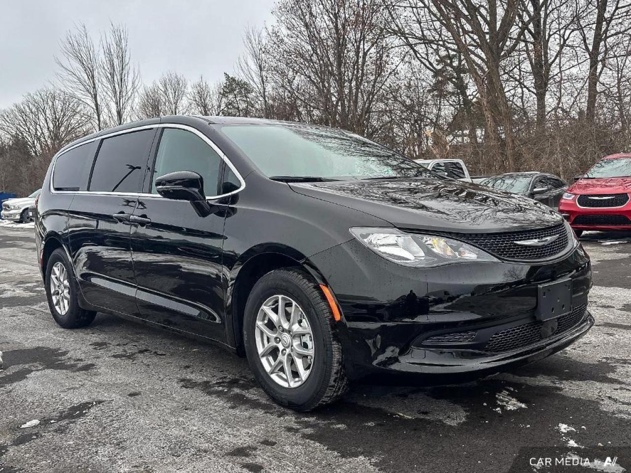 2026 Chrysler Grand Caravan SXT Front-Wheel Drive Passenger Van Photo