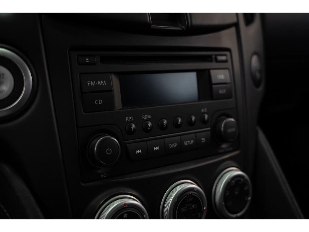 2017 Nissan 370Z Base (M6) 2dr Rear-Wheel Drive Coupe Photo