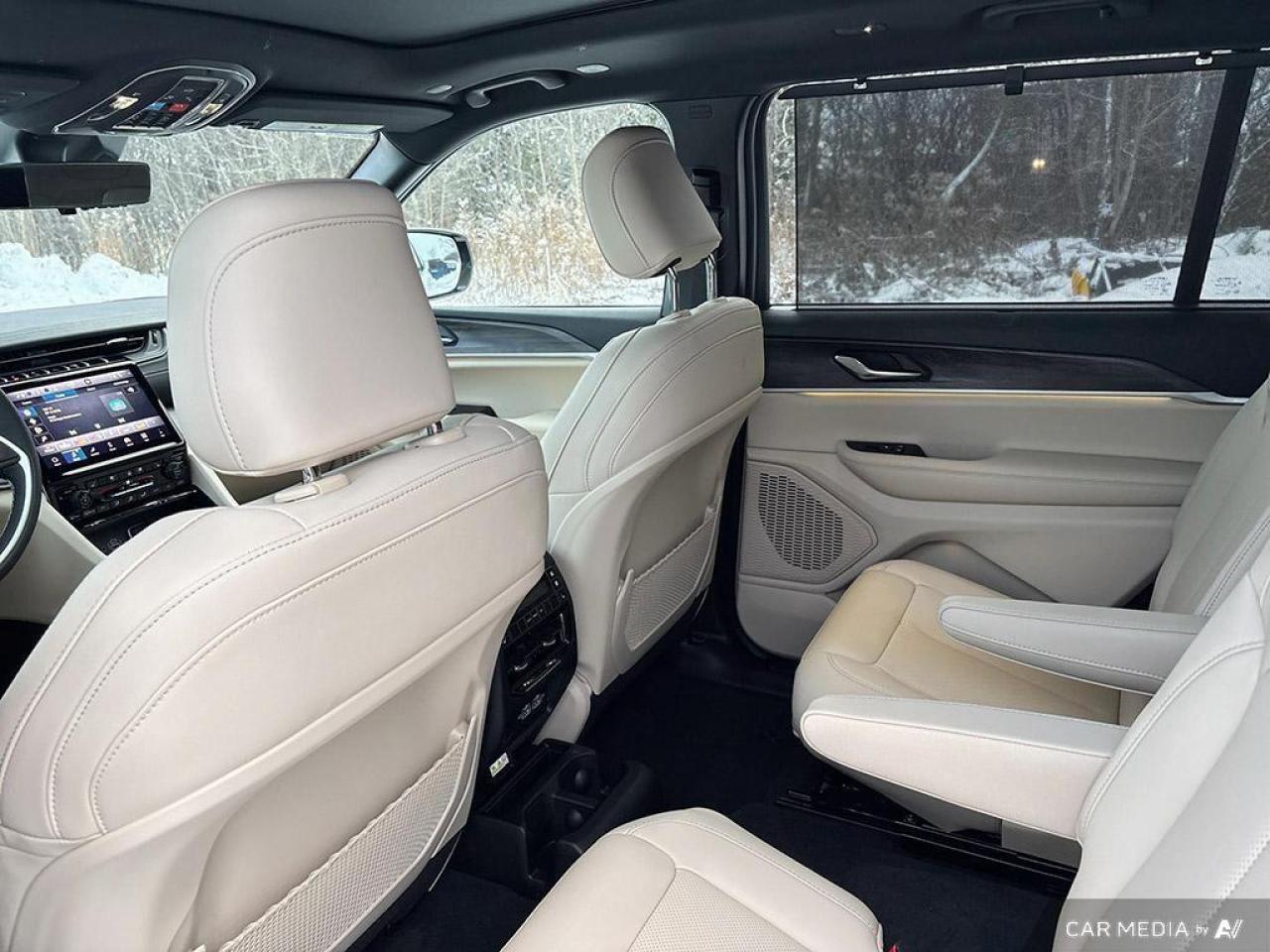 2025 Jeep Grand Cherokee L Limited 4dr 4x4 Photo