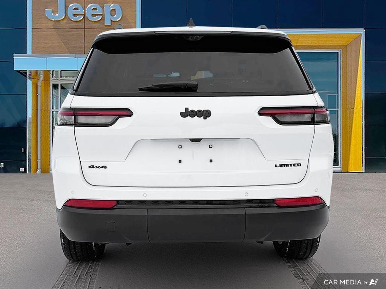 2025 Jeep Grand Cherokee L Limited 4dr 4x4 Photo4