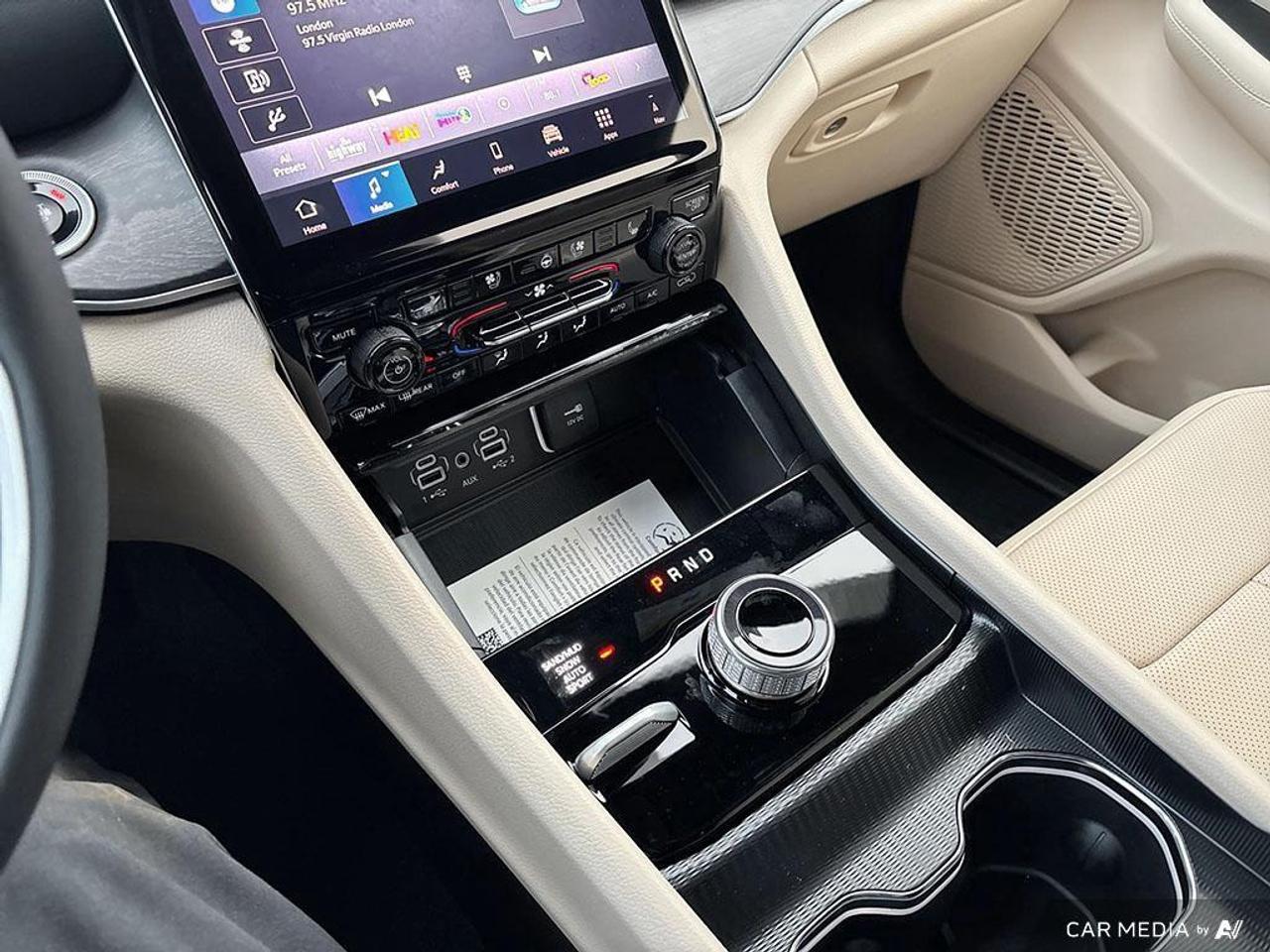 2025 Jeep Grand Cherokee L Limited 4dr 4x4 Photo