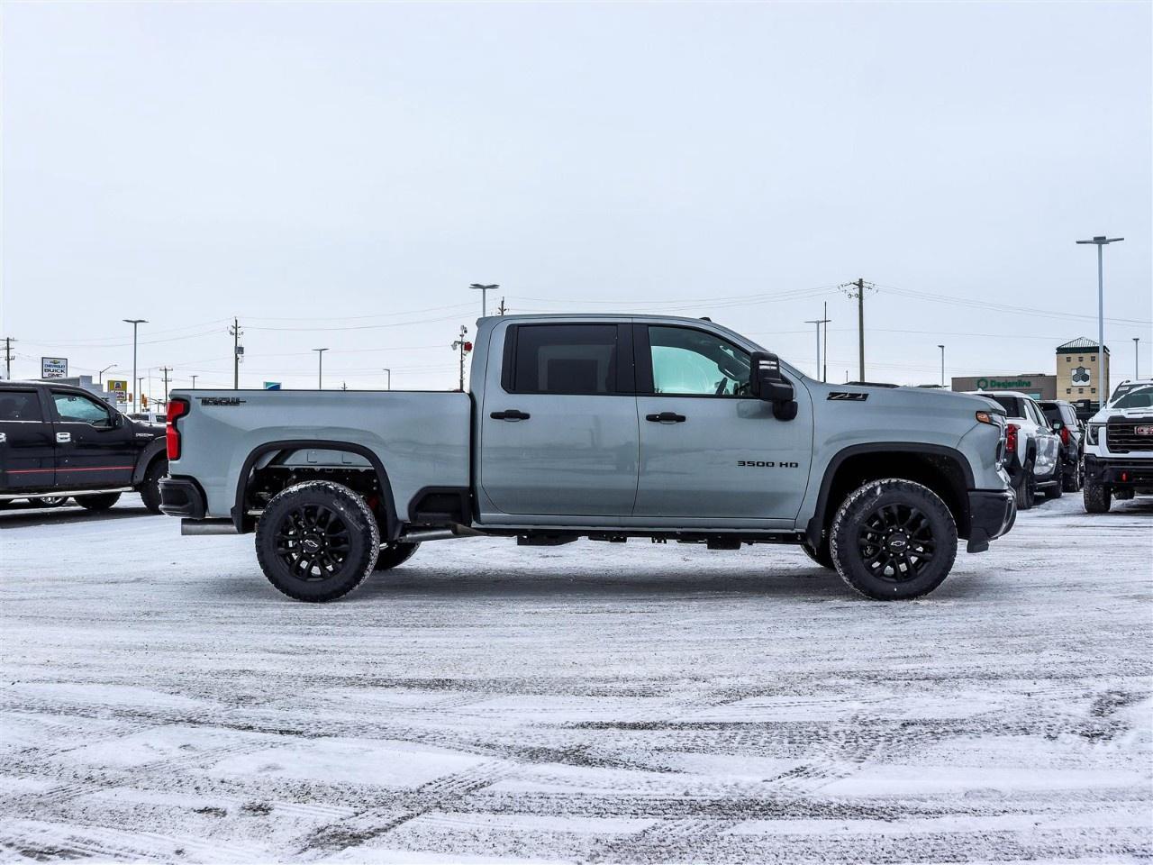 2026 Chevrolet Silverado 3500HD 4WD Crew Cab Standard Box LT Photo
