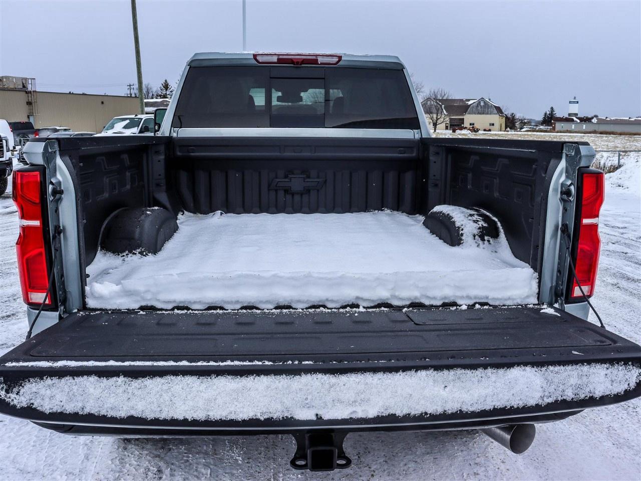 2026 Chevrolet Silverado 3500HD 4WD Crew Cab Standard Box LT Photo