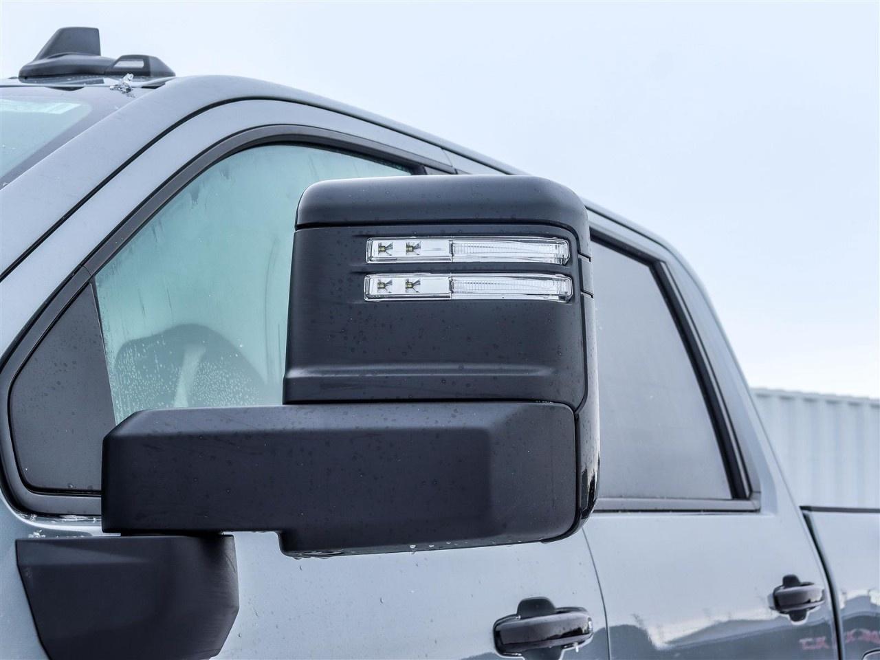 2026 Chevrolet Silverado 3500HD 4WD Crew Cab Standard Box LT Photo