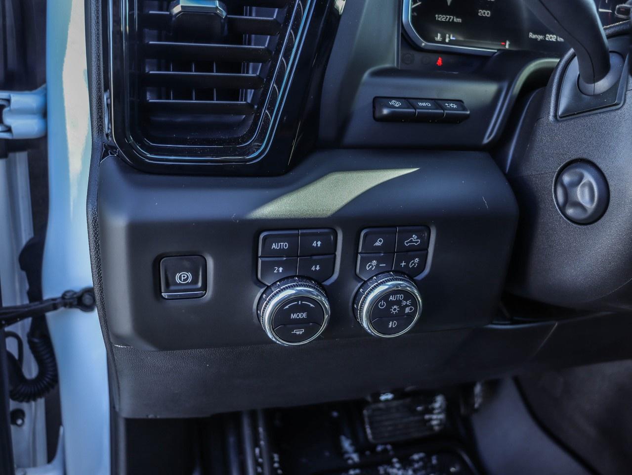 2026 GMC Sierra 1500 Crew Cab Standard Box 4-Wheel Drive AT4 Photo