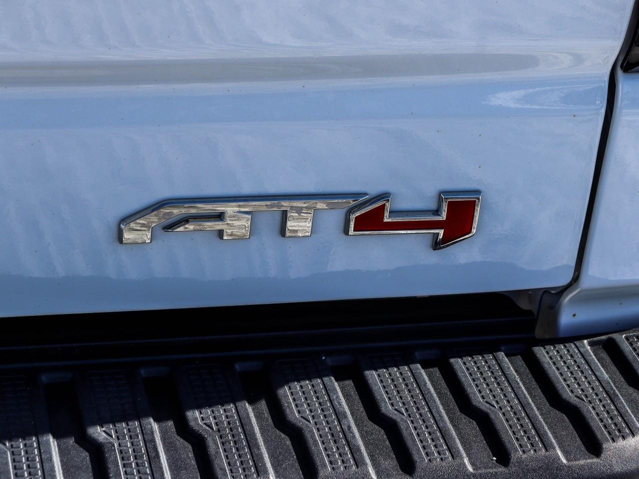 2026 GMC Sierra 1500 Crew Cab Standard Box 4-Wheel Drive AT4 Photo