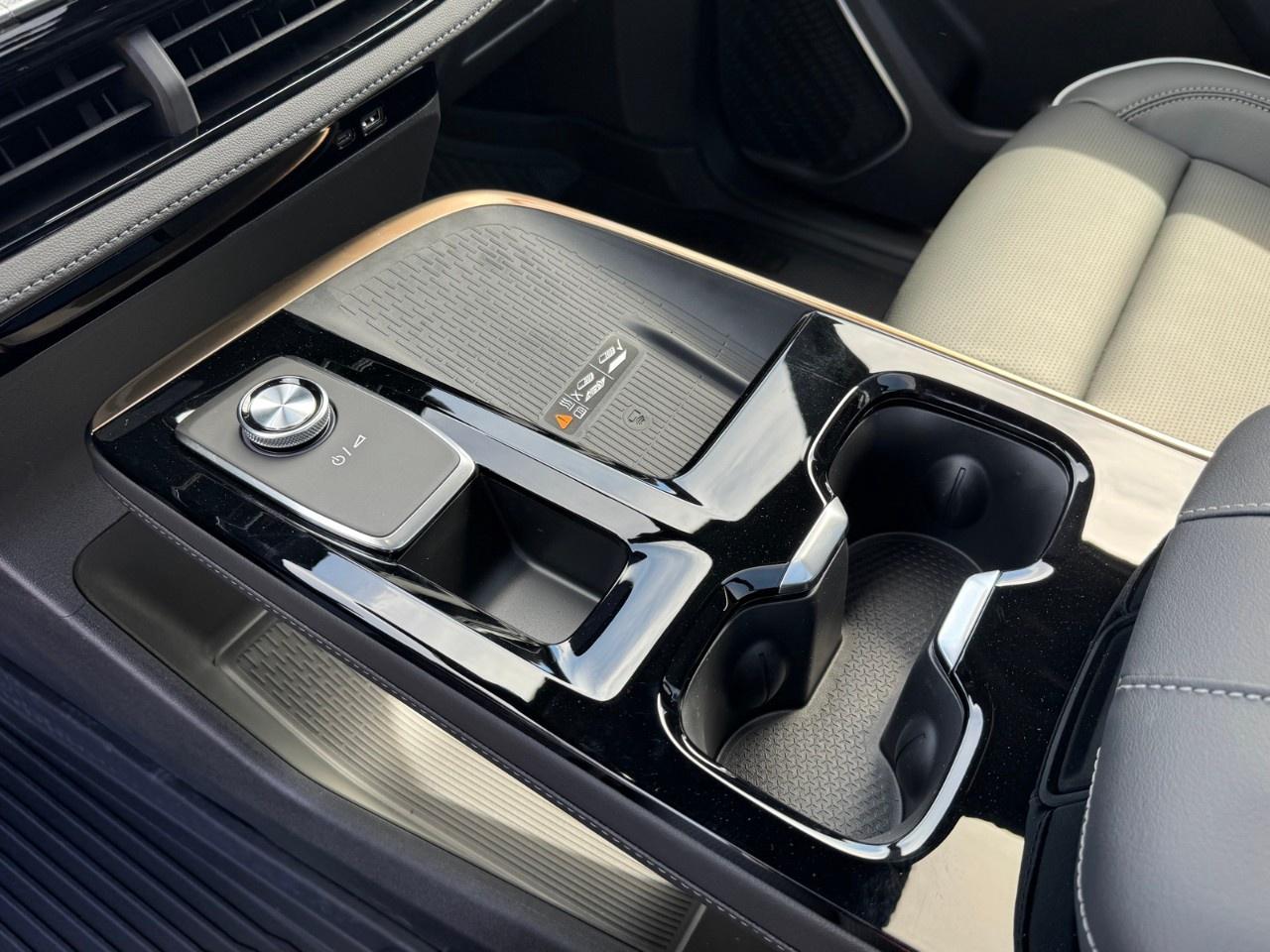 2026 Buick Enclave AWD 4dr Avenir Photo