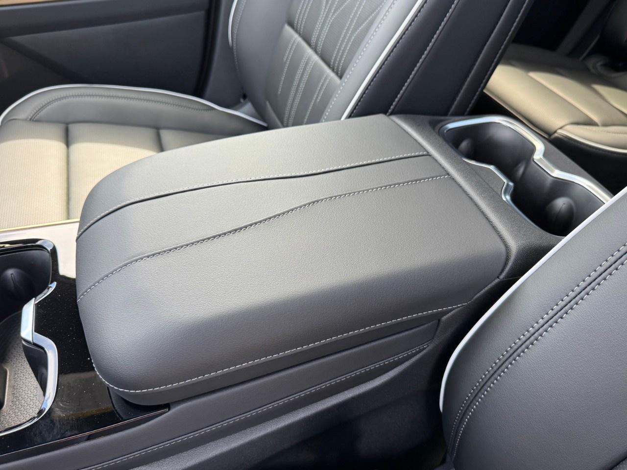 2026 Buick Enclave AWD 4dr Avenir Photo