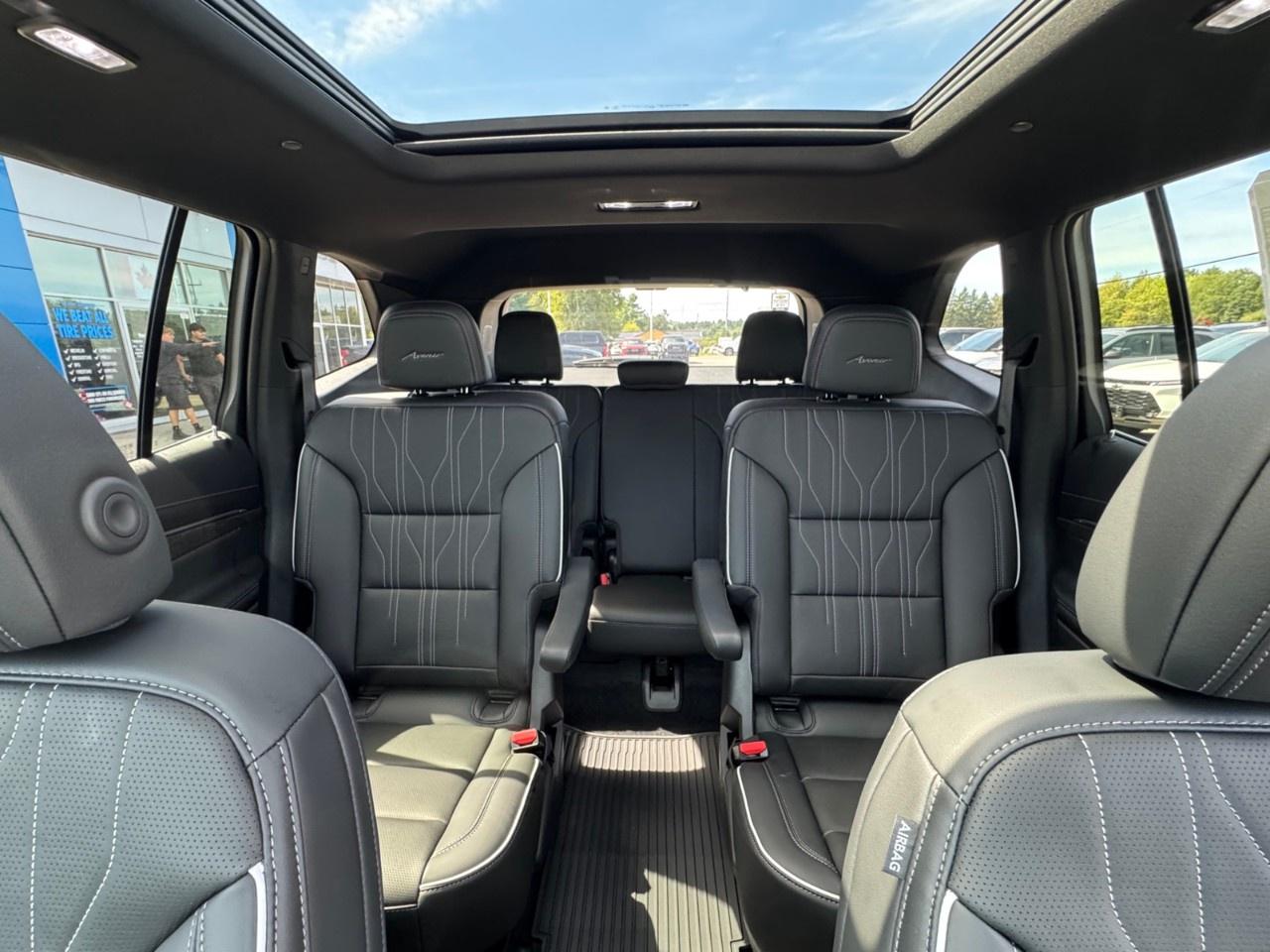 2026 Buick Enclave AWD 4dr Avenir Photo