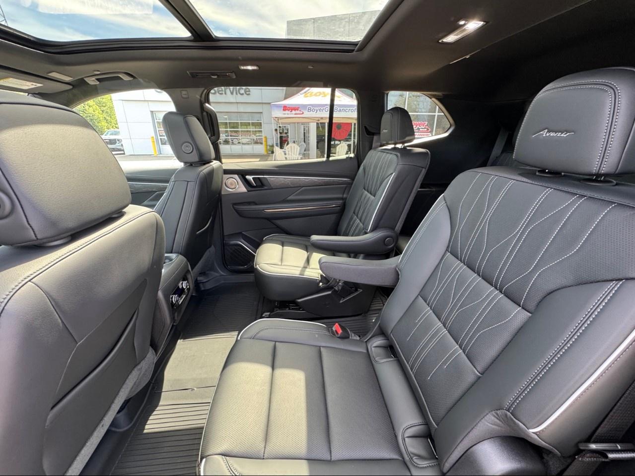 2026 Buick Enclave AWD 4dr Avenir Photo