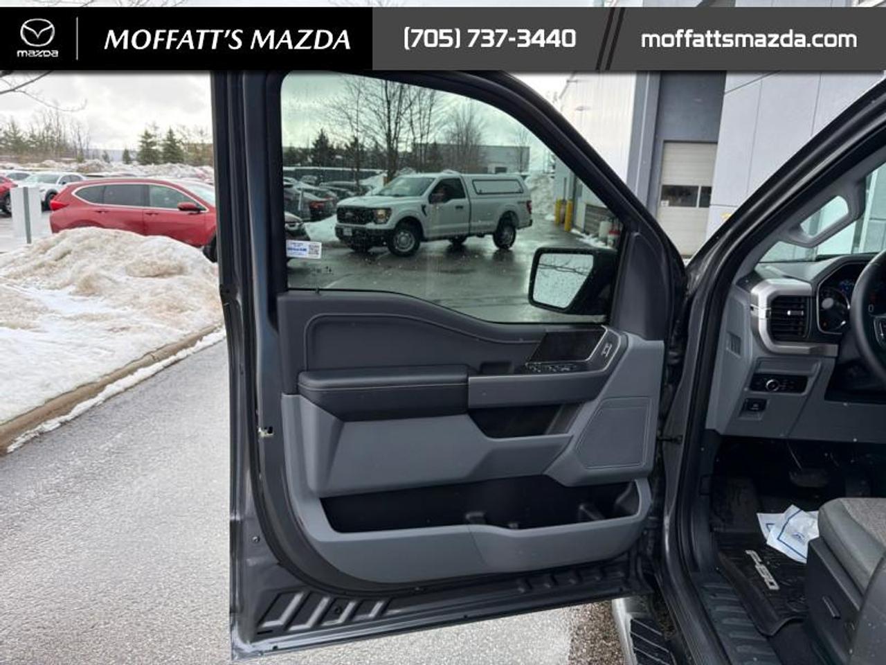 2023 Ford F-150 XLT Photo