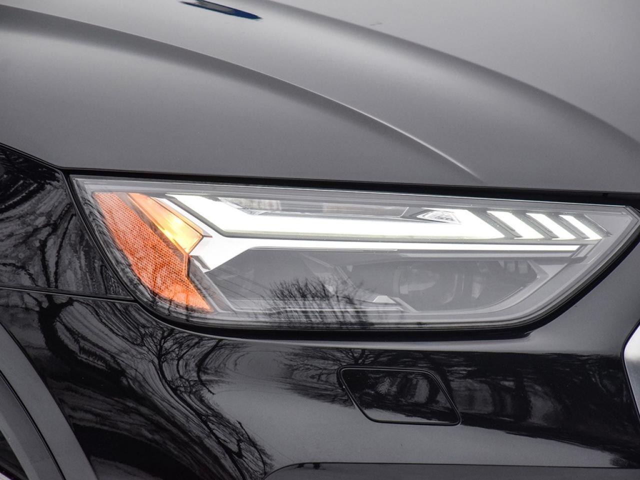 2022 Audi SQ5 3.0T Technik 4dr All-Wheel Drive quattro Sport Utility Photo2