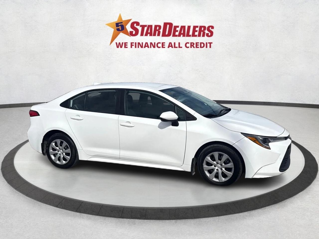 2023 Toyota Corolla LE HEATED SEATS MINT! WE FINANCE ALL CREDIT! Photo