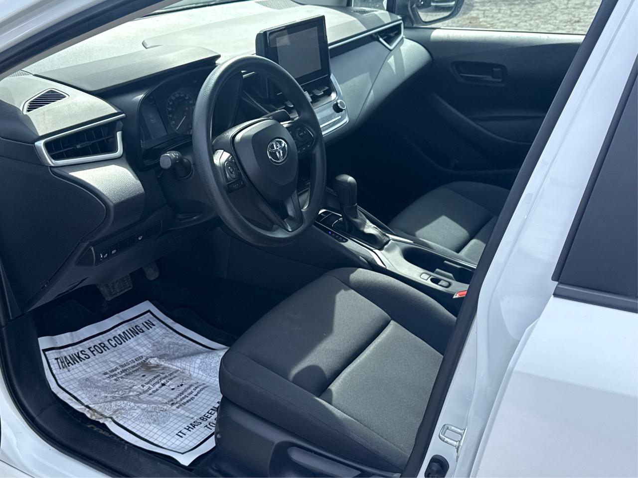 2023 Toyota Corolla LE HEATED SEATS MINT! WE FINANCE ALL CREDIT! Photo
