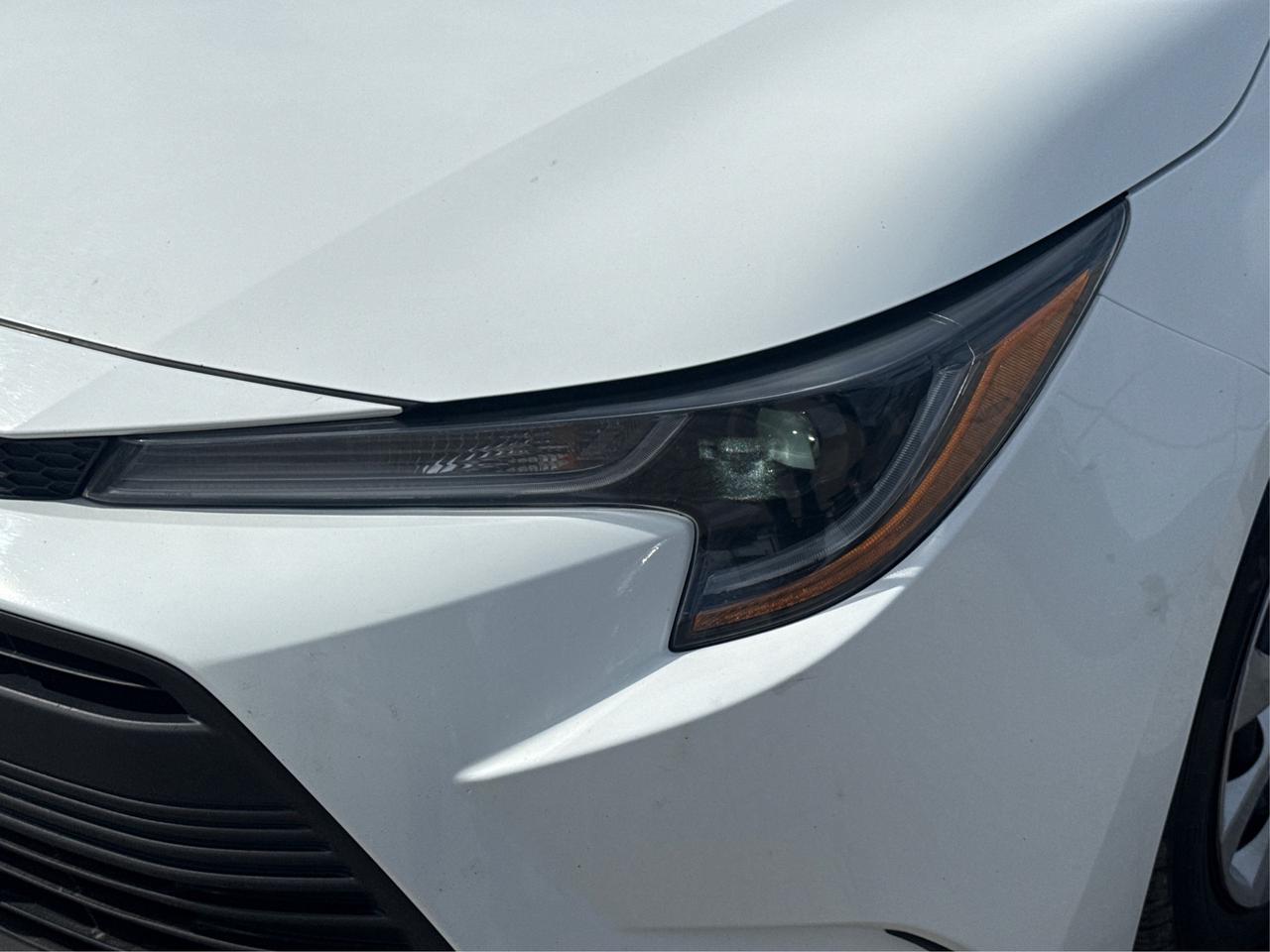 2023 Toyota Corolla LE HEATED SEATS MINT! WE FINANCE ALL CREDIT! Photo