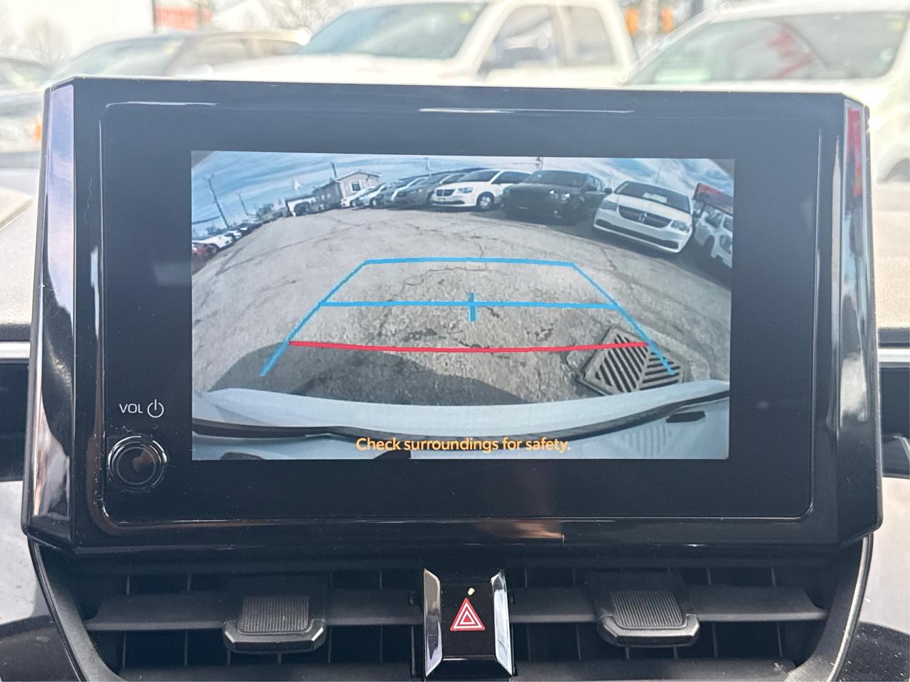 2023 Toyota Corolla LE HEATED SEATS MINT! WE FINANCE ALL CREDIT! Photo