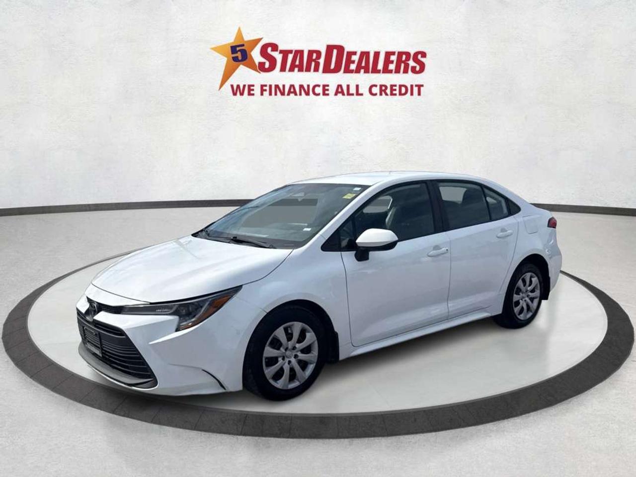 2023 Toyota Corolla LE HEATED SEATS MINT! WE FINANCE ALL CREDIT! Photo