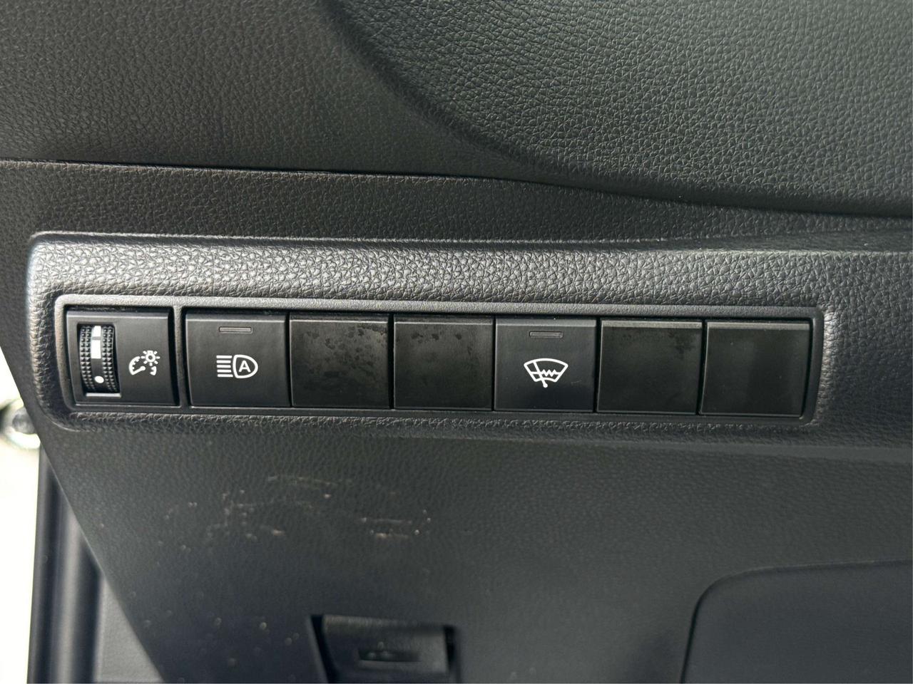 2023 Toyota Corolla LE HEATED SEATS MINT! WE FINANCE ALL CREDIT! Photo