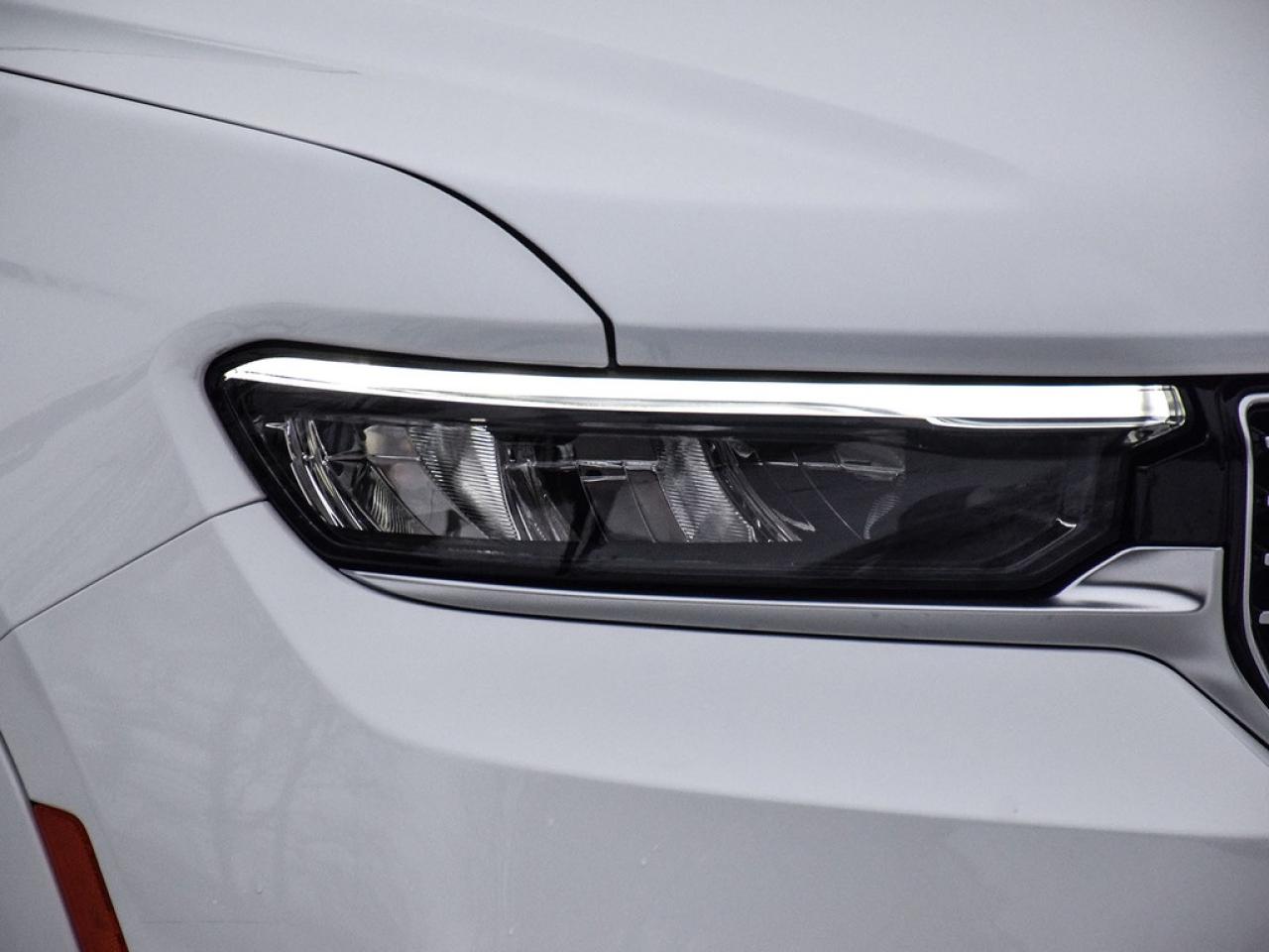 2024 Jeep Grand Cherokee Summit 4dr 4x4 Photo2