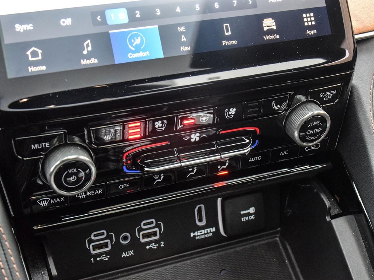 2024 Jeep Grand Cherokee Summit 4dr 4x4 Photo