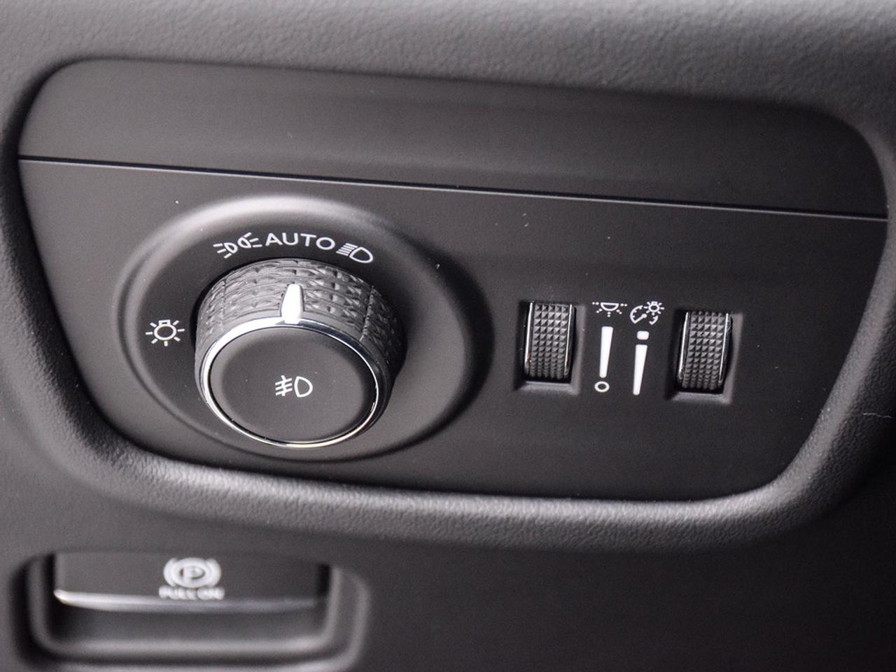 2024 Jeep Grand Cherokee Summit 4dr 4x4 Photo