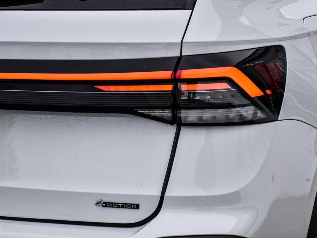 2025 Volkswagen Taos Comfortline 4dr All-Wheel Drive 4MOTION Photo