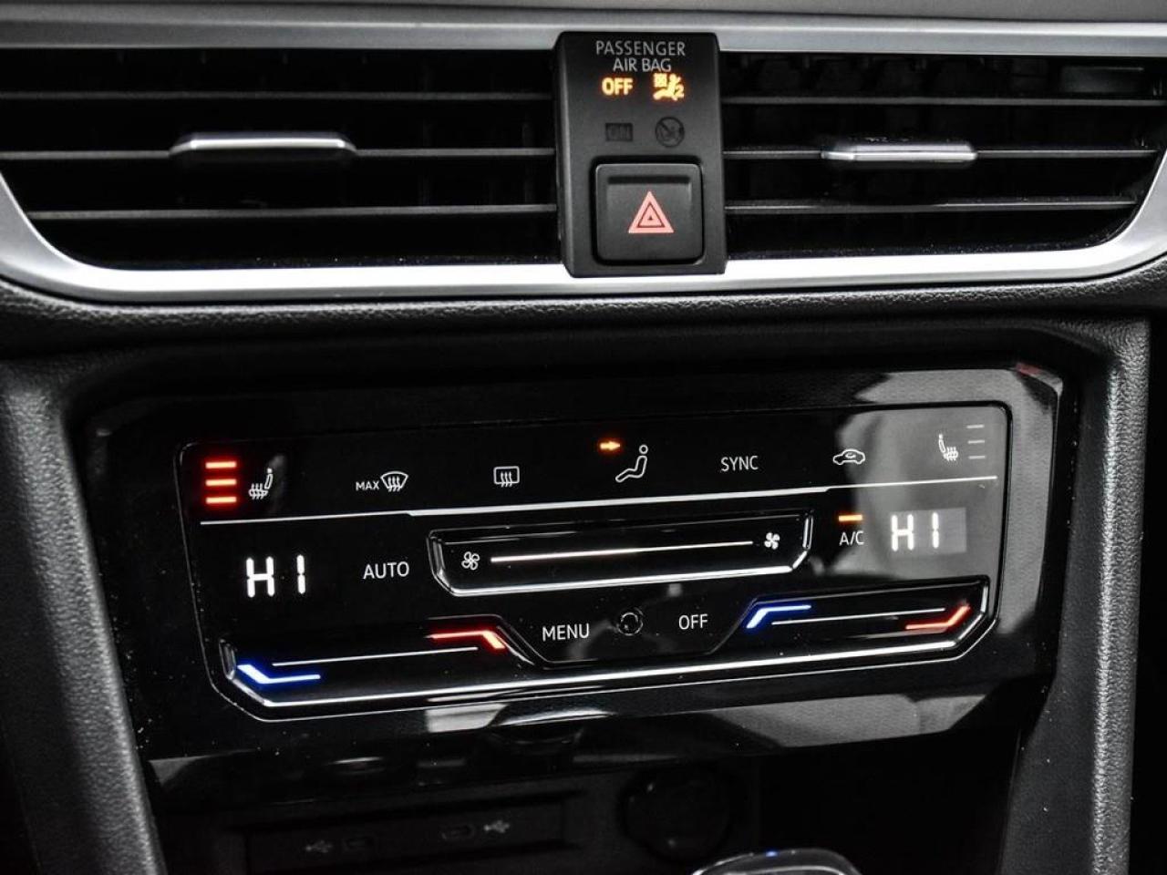 2025 Volkswagen Taos Comfortline 4dr All-Wheel Drive 4MOTION Photo