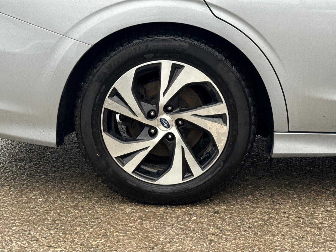 2022 Subaru Legacy AWD HEATED SEATS REAR CAM WE FINANCE ALL CREDIT! Photo