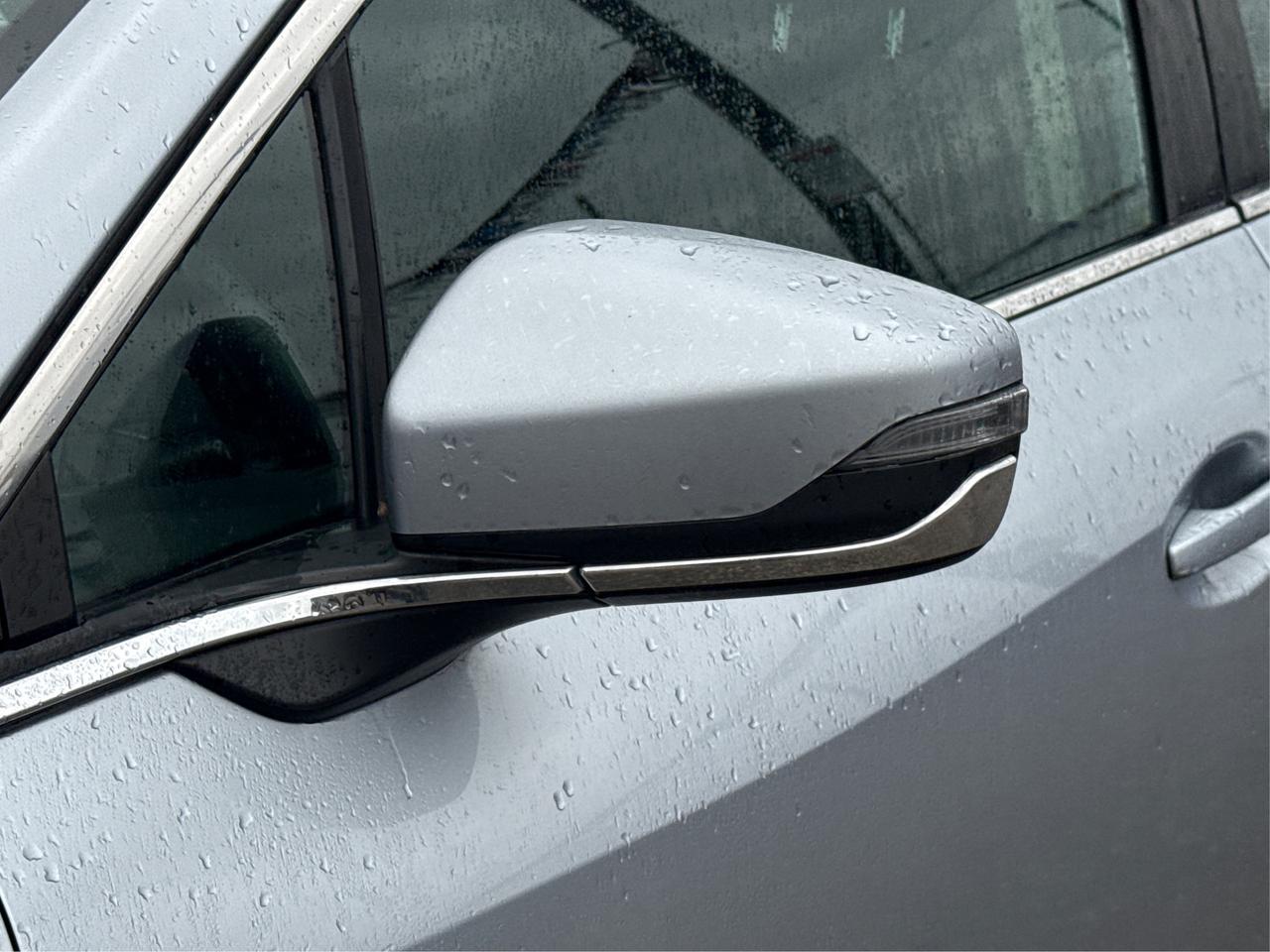 2022 Subaru Legacy AWD HEATED SEATS REAR CAM WE FINANCE ALL CREDIT! Photo