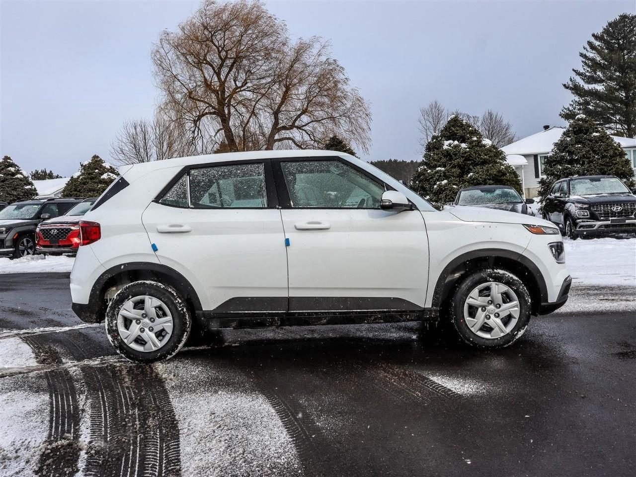 2026 Hyundai Venue Essential 4dr Front-Wheel Drive Photo