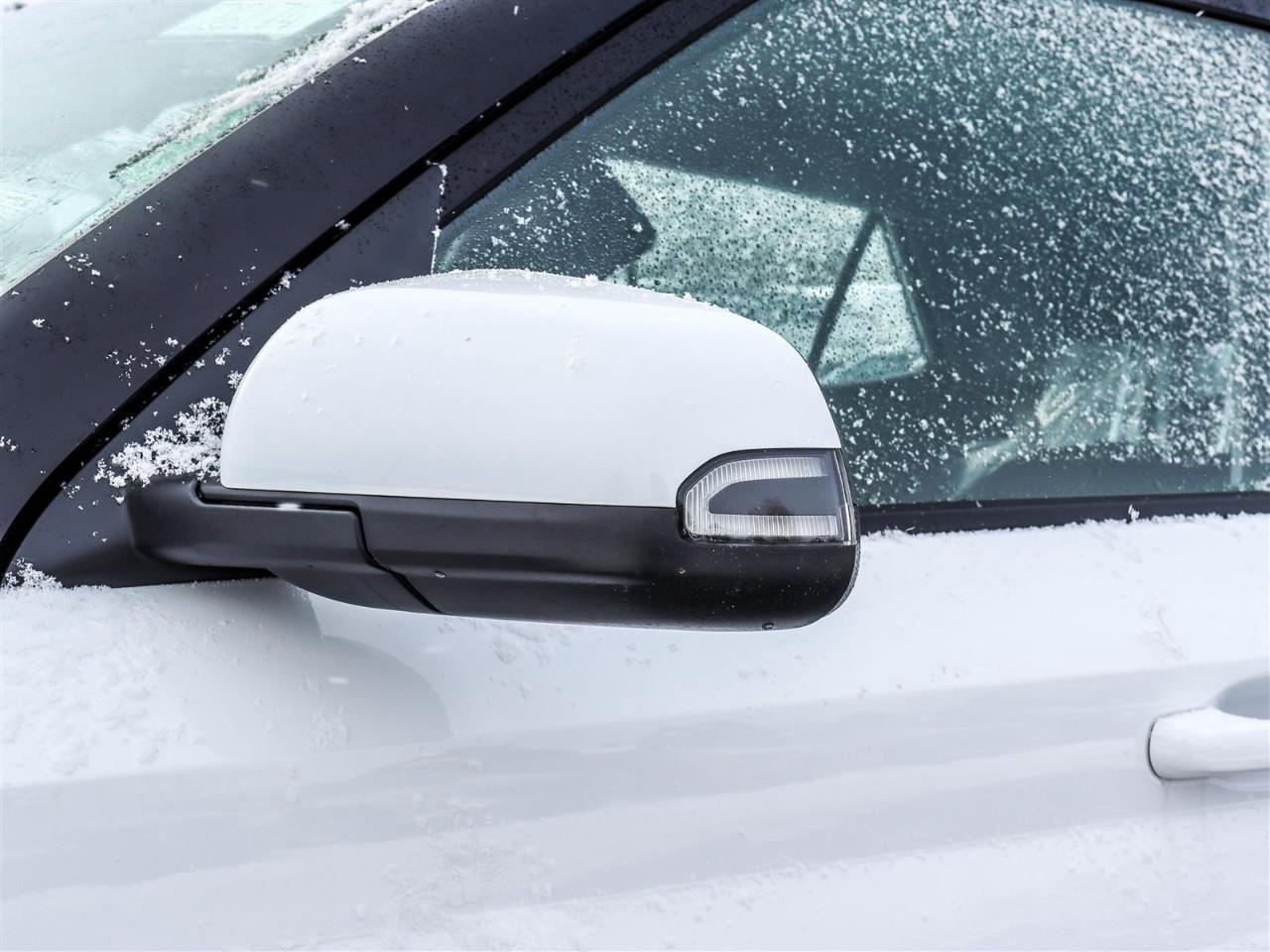 2026 Hyundai Venue Essential 4dr Front-Wheel Drive Photo