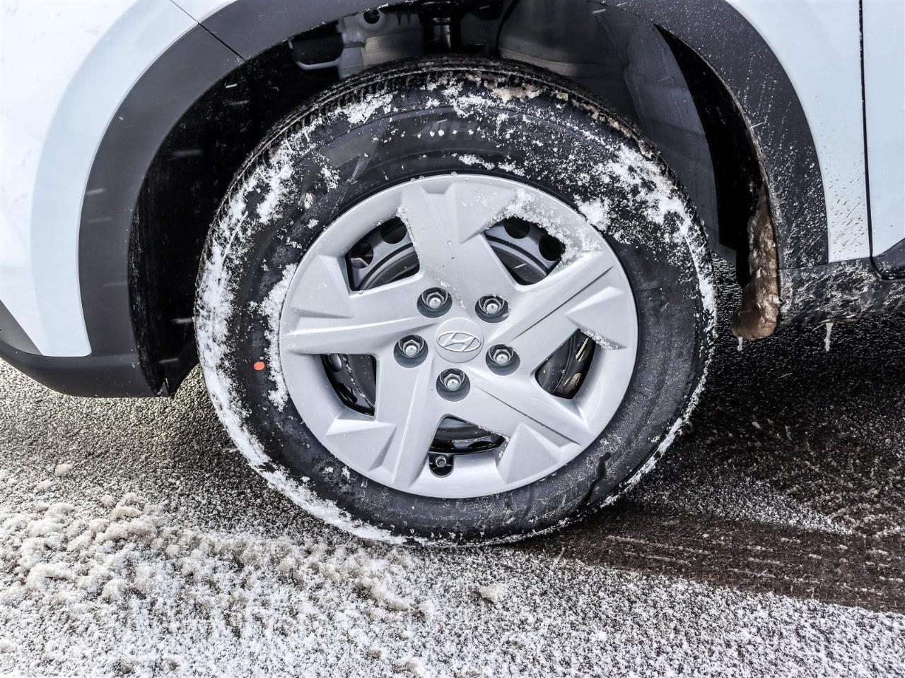 2026 Hyundai Venue Essential 4dr Front-Wheel Drive Photo