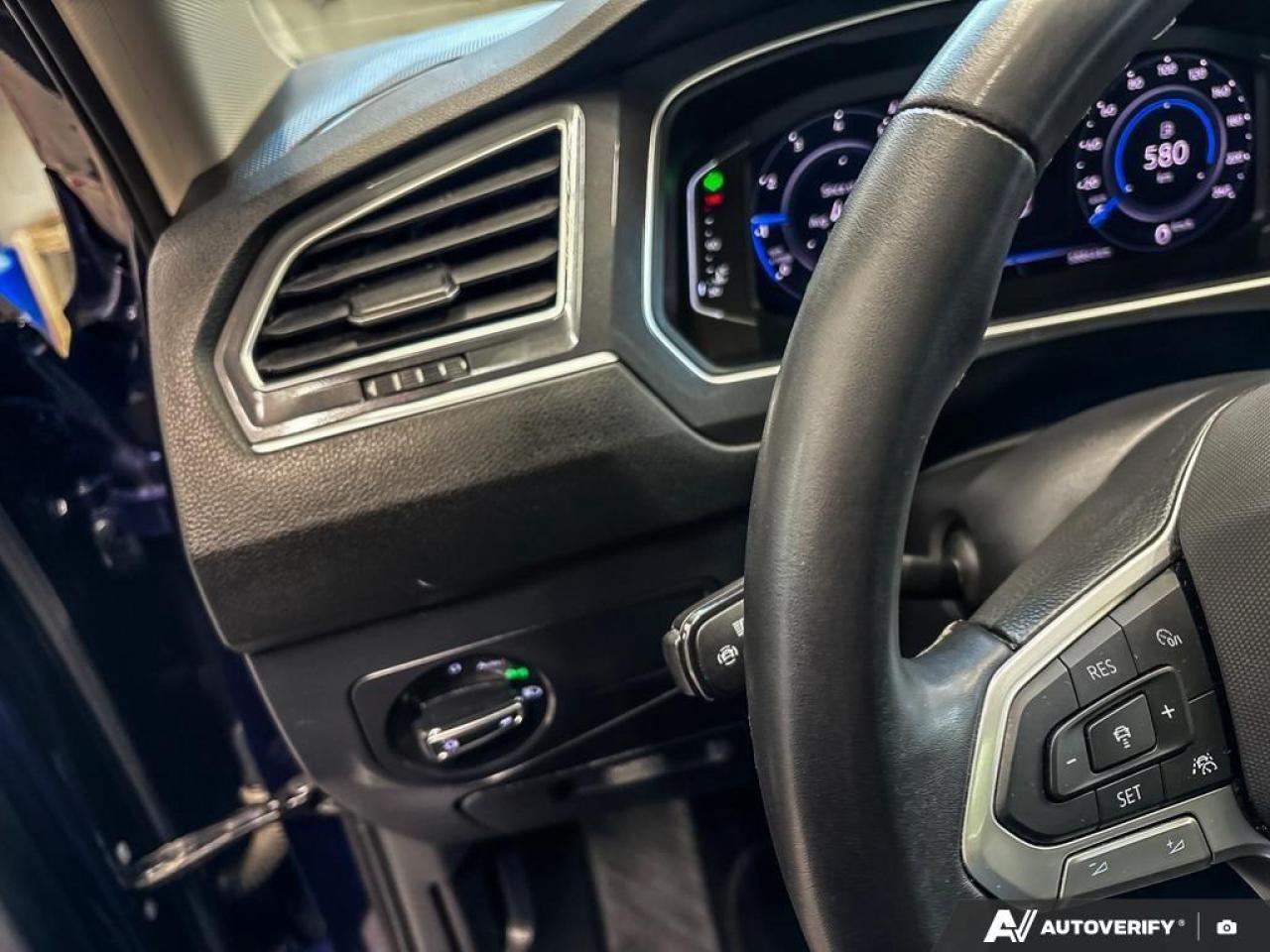 2024 Volkswagen Tiguan Comfortline 4dr All-wheel Drive 4MOTION Photo