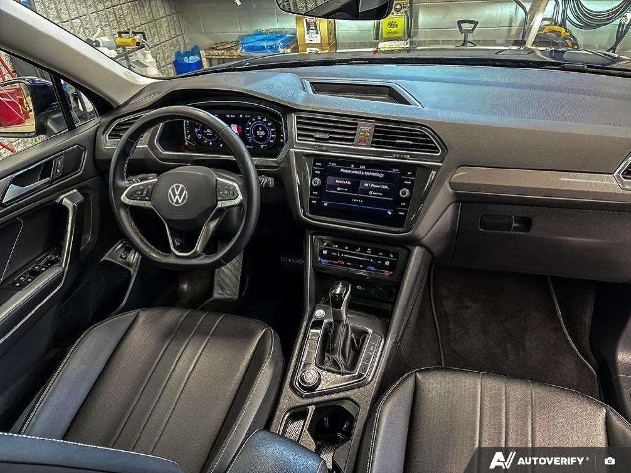 2024 Volkswagen Tiguan Comfortline 4dr All-wheel Drive 4MOTION Photo