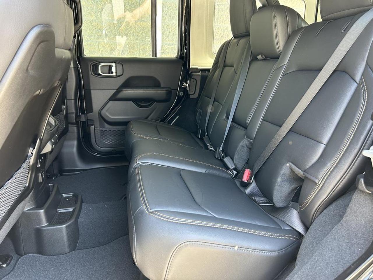 2026 Jeep Wrangler SAHARA 4DR 4X4 Photo