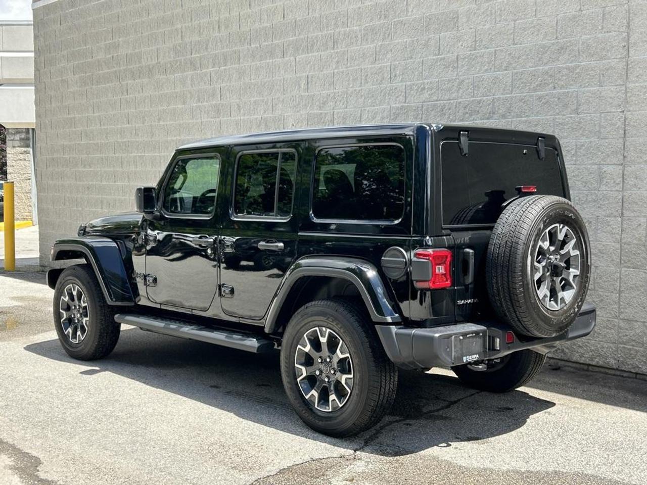 2026 Jeep Wrangler SAHARA 4DR 4X4 Photo4