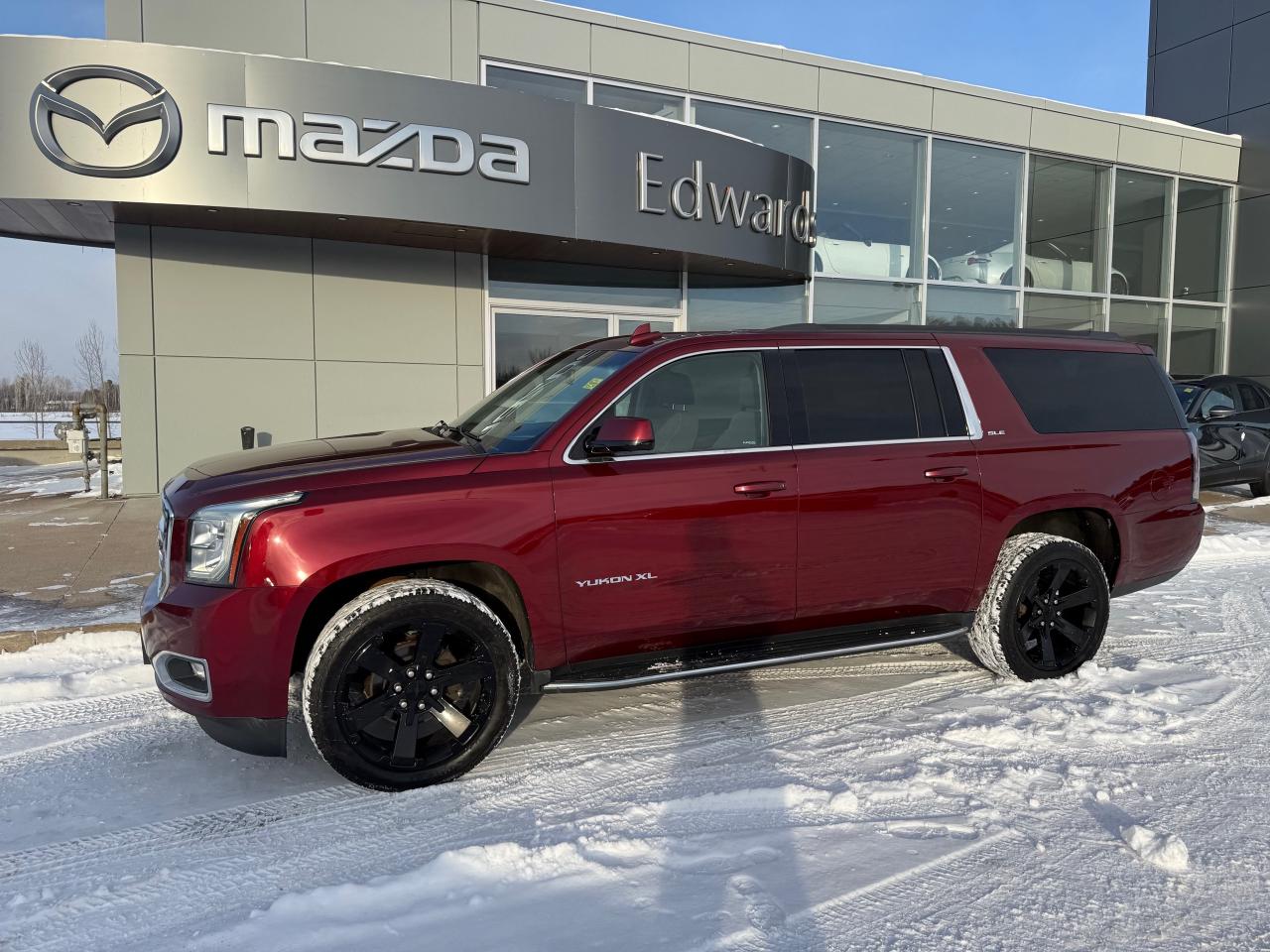 2019 GMC Yukon XL SLE 4X4 Photo2